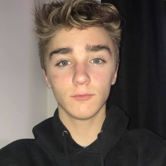 Meet your Posher, Devin - Picture 1 of 1